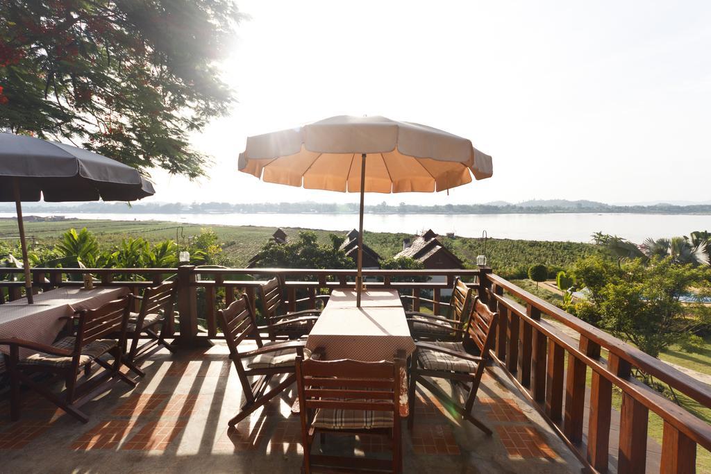 Gin'S Maekhong View Hotel Chiang Saen Bagian luar foto